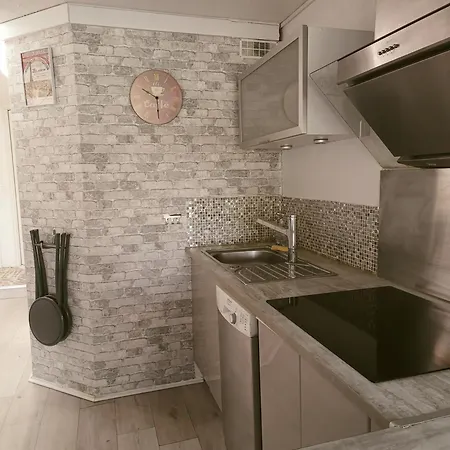 Apartment 6 Pers, Piscine, Proche